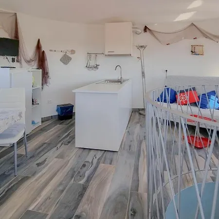 Silos Mare Novigrad (Istria)